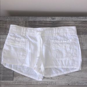 WHITE SHORTS